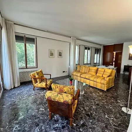 Madoneta Apartment *